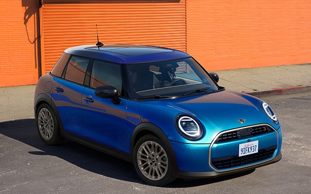 NUEVO MINI 5 PUERTAS